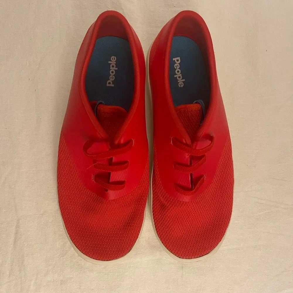 People Boys Red Sneakers Size 3‎